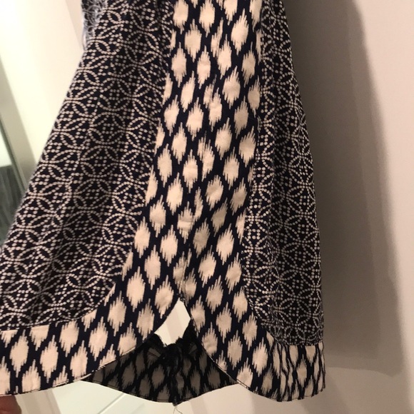 Sleeveless Romper - shorts - Picture 3 of 5